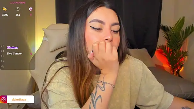 dakottaa  online show from 03.25.26