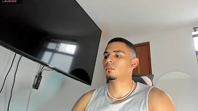 joss 111 online show from 09.17.25