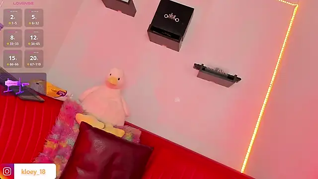 kloey hoot online show from 01.05.25