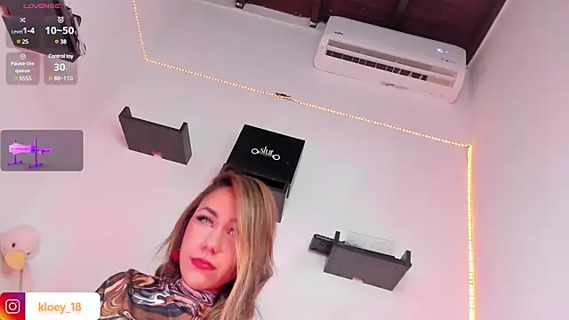 kloey hoot online show from 01.15.25