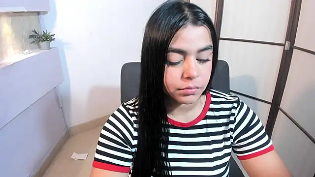 LyndaKimm online show from 01.26.25