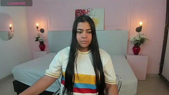 LyndaKimm online show from 03.21.25