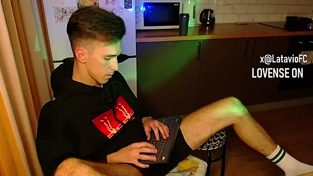 Midnighter  online show from 09.20.25