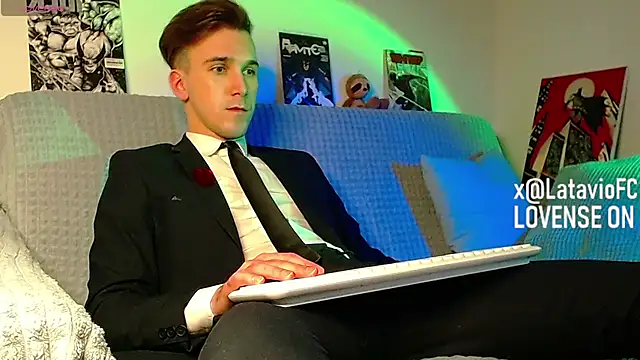 Midnighter  online show from 05.04.26