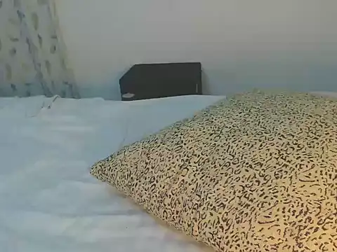 wetmypants online show from 10.04.25