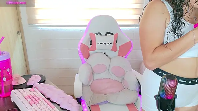 megan doll2 online show from 03.12.26