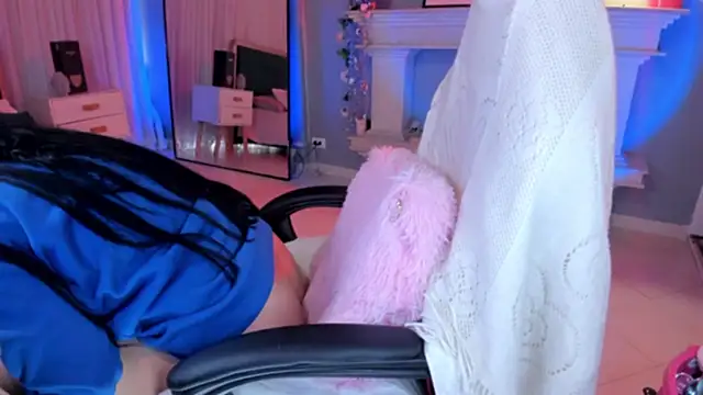 Snapshot of scarlet_miller1 chatting on 03.15.25 scarlet miller1 online show from 03.15.25