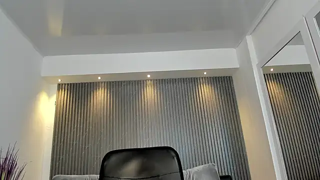 Snapshot of charlottewhitte chatting on 01.05.25 charlottewhitte online show from 01.05.25