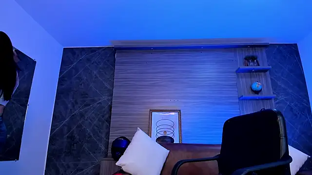 charlottewhitte online show from 10.03.25