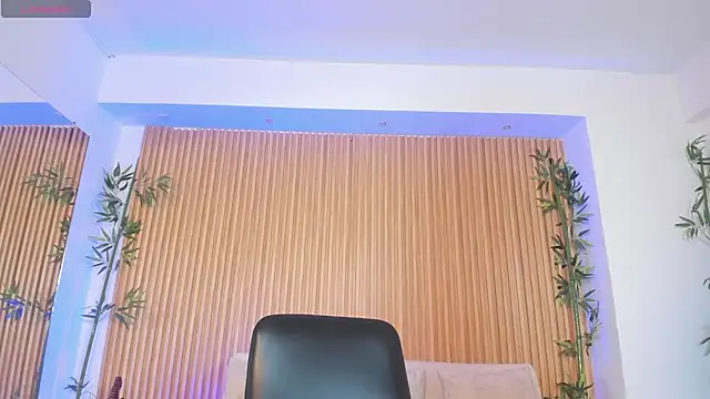 charlottewhitte online show from 10.14.25