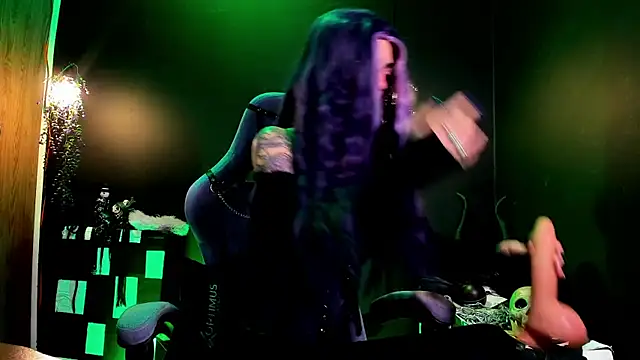 ameliachadburn online show from 10.05.25