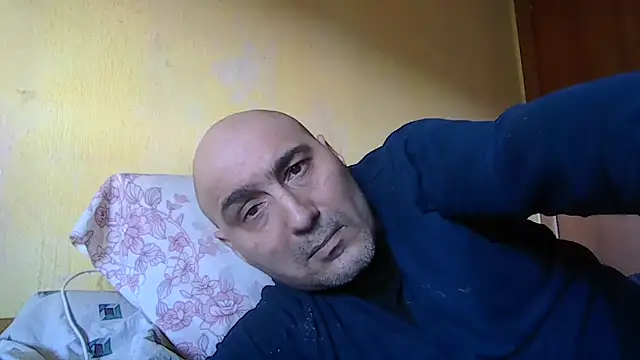 Analove1976 online show from 02.15.26