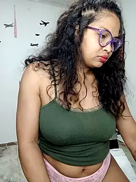 chalohott online show from 10.30.25