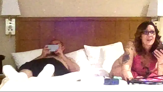 guilty pleasures13 online show from 01.14.26