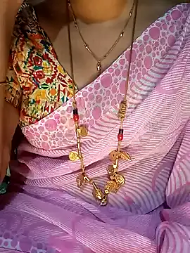 Snapshot of tuttifrutti17 chatting on 01.22.25 tuttifrutti17 online show from 01.22.25