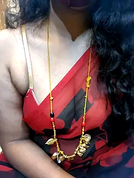 Snapshot of tuttifrutti17 chatting on 02.10.26 tuttifrutti17 online show from 02.10.26