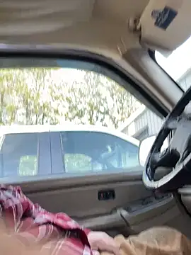 Snapshot of Themechanic420 chatting on 01.16.25 Themechanic420 online show from 01.16.25