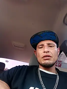 Snapshot of pudgiedick chatting on 11.03.25 pudgiedick online show from 11.03.25