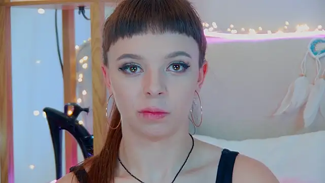 Snapshot of ElisabethDavis chatting on 09.15.25 ElisabethDavis online show from 09.15.25