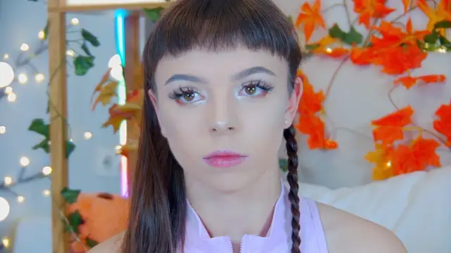 Snapshot of ElisabethDavis chatting on 10.06.25 ElisabethDavis online show from 10.06.25