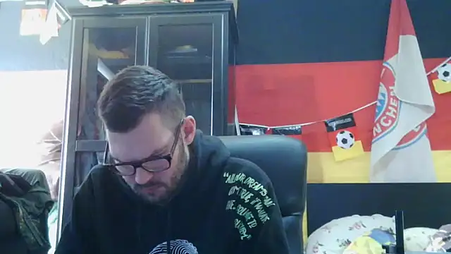 Die-geile-Sau online show from 03.19.26