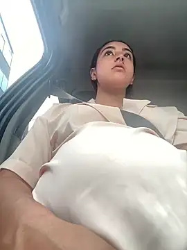 Snapshot of Vaiolet_a chatting on 12.14.24 Vaiolet a online show from 12.14.24