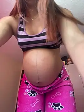 Snapshot of Vaiolet_a chatting on 01.14.25 Vaiolet a online show from 01.14.25