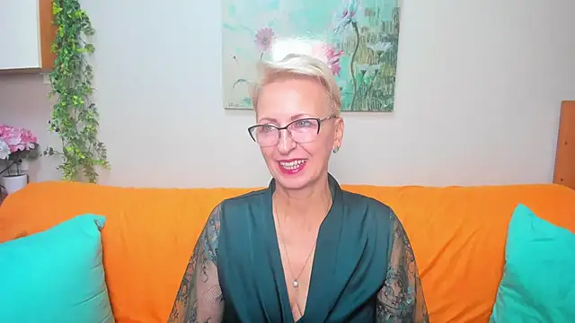 iamyourdream89 online show from 09.28.25