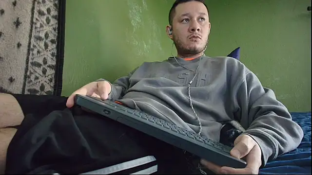 Snapshot of sweet_cock28 chatting on 12.06.24 sweet cock28 online show from 12.06.24