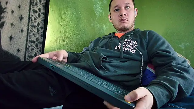 Snapshot of sweet_cock28 chatting on 12.10.24 sweet cock28 online show from 12.10.24