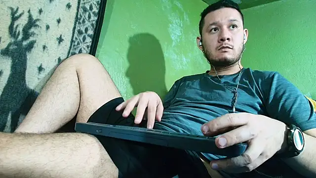 Snapshot of sweet_cock28 chatting on 02.02.25 sweet cock28 online show from 02.02.25