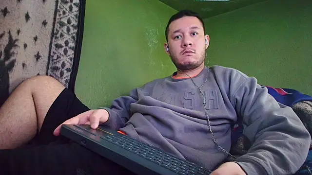 Snapshot of sweet_cock28 chatting on 02.20.25 sweet cock28 online show from 02.20.25