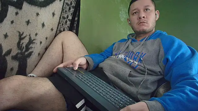 Snapshot of sweet_cock28 chatting on 09.16.25 sweet cock28 online show from 09.16.25