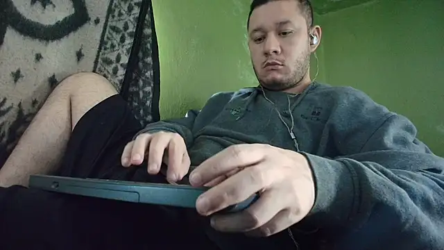 Snapshot of sweet_cock28 chatting on 10.18.25 sweet cock28 online show from 10.18.25