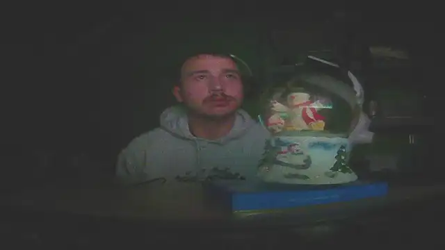 Snapshot of capoloveu chatting on 02.20.25 capoloveu online show from 02.20.25