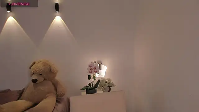 natassha1 online show from 02.18.25