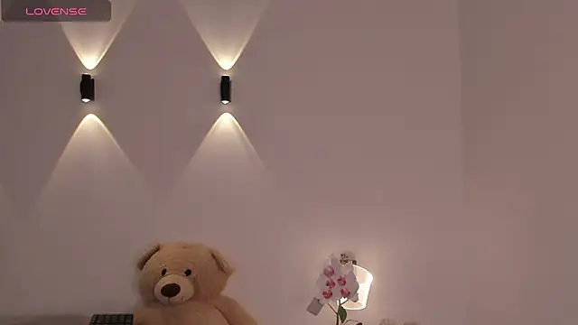 natassha1 online show from 02.21.25