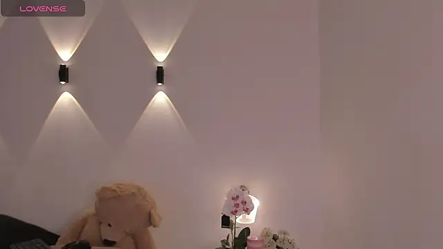 natassha1 online show from 02.23.25