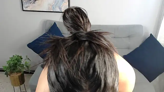 Snapshot of Amber_Etan chatting on 10.23.25 Amber Etan online show from 10.23.25