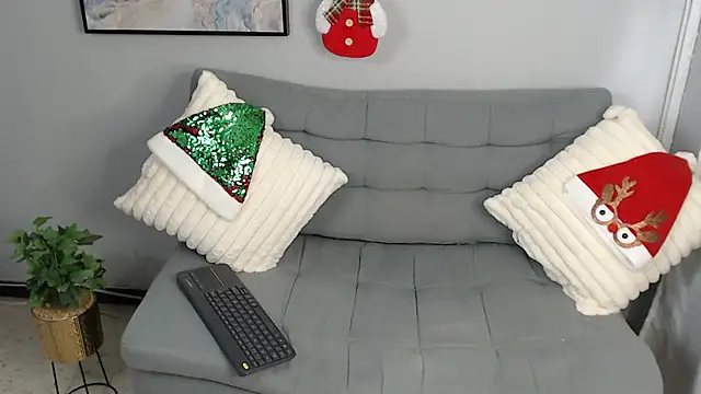 Amber Etan online show from 11.24.25