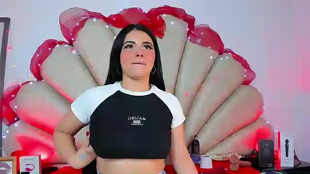 Natasha  Blue online show from 12.16.24