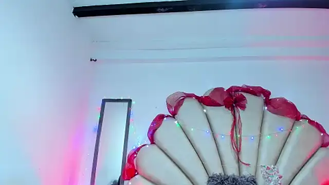 Natasha  Blue online show from 12.21.24
