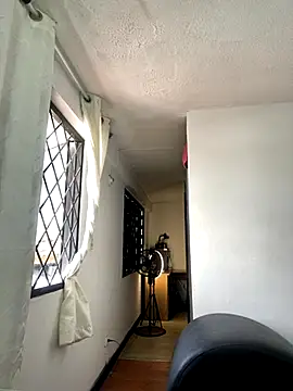 Snapshot of Natasha__Blue chatting on 10.21.25 Natasha Blue online show from 10.21.25