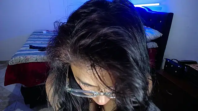 pinky violeta online show from 01.17.25