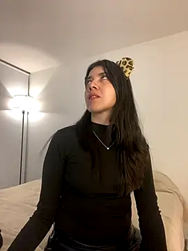 saori 10 online show from 10.19.25