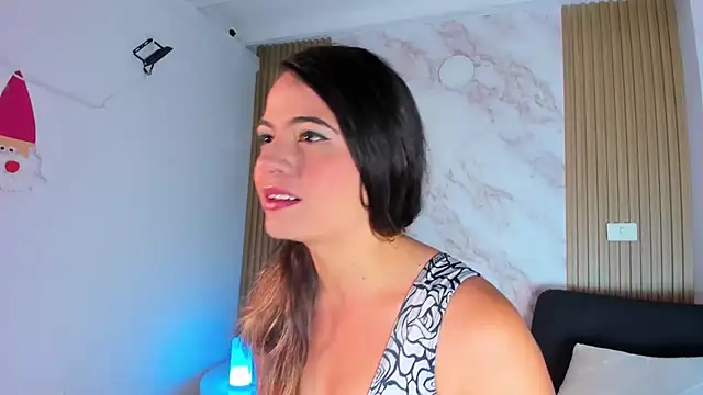 Snapshot of Megan_blue7 chatting on 01.17.25 Megan blue7 online show from 01.17.25