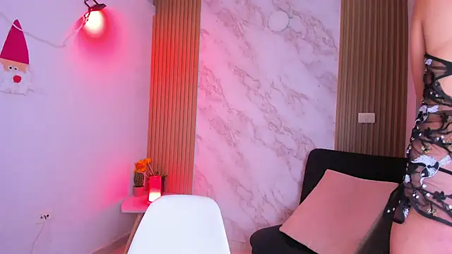 Snapshot of Megan_blue7 chatting on 02.11.25 Megan blue7 online show from 02.11.25