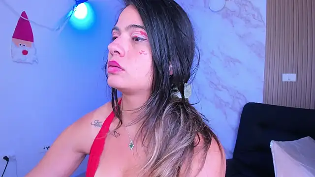 Snapshot of Megan_blue7 chatting on 02.14.25 Megan blue7 online show from 02.14.25