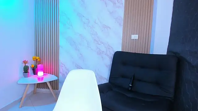 Snapshot of Megan_blue7 chatting on 02.24.25 Megan blue7 online show from 02.24.25