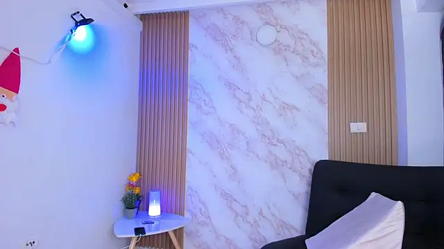 Snapshot of Megan_blue7 chatting on 03.22.25 Megan blue7 online show from 03.22.25